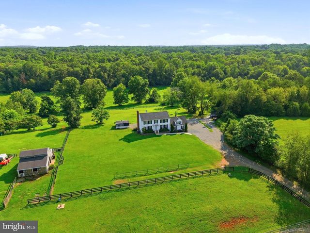 9411 GREEN MEADOWS RD, Warrenton, VA 20187
