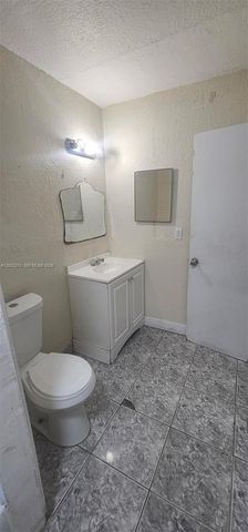 3932 NW 207th St Road, Miami Gardens, FL 33055
