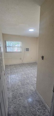 3932 NW 207th St Road, Miami Gardens, FL 33055