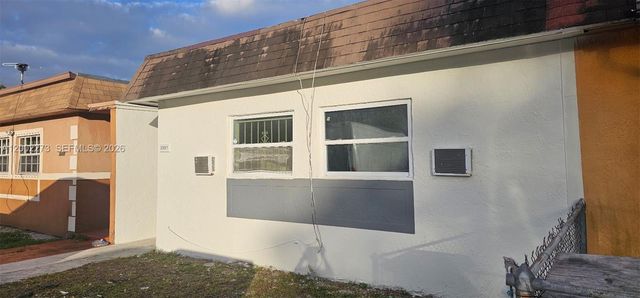 3932 NW 207th St Road, Miami Gardens, FL 33055