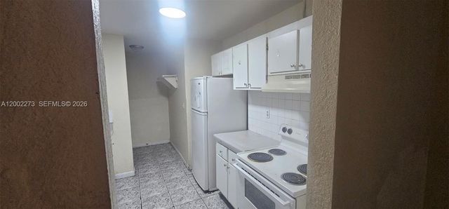 3932 NW 207th St Road, Miami Gardens, FL 33055
