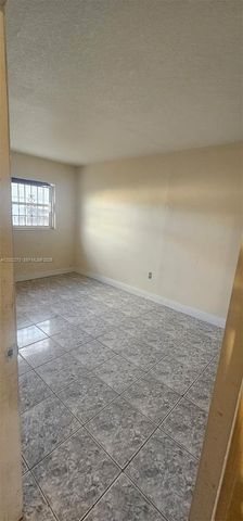 3932 NW 207th St Road, Miami Gardens, FL 33055