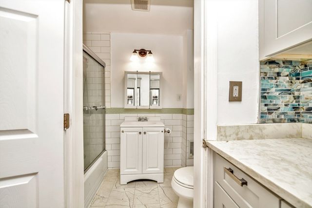 156 West St, Quincy, MA 02169