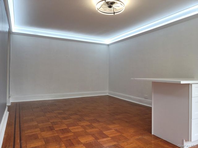1 Broad Parkway 2P, White Plains, NY 10601