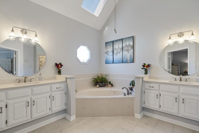 3504 GLYN CARROLL CV, Bartlett, TN 38133