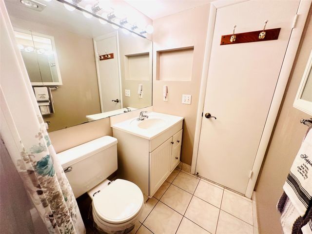 2015 Farnham 2015, Deerfield Beach, FL 33442