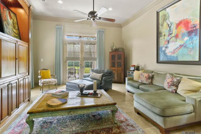 18556 Fairway Oaks Ct, Baton Rouge, LA 70809