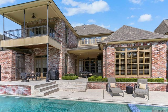 18556 Fairway Oaks Ct, Baton Rouge, LA 70809