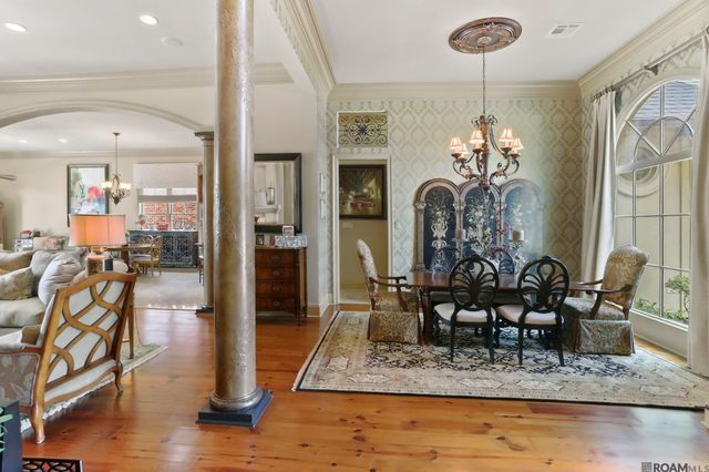 18556 Fairway Oaks Ct, Baton Rouge, LA 70809