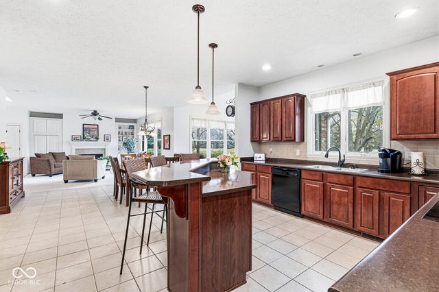 11631 Skyhawk Court, Fishers, IN 46037