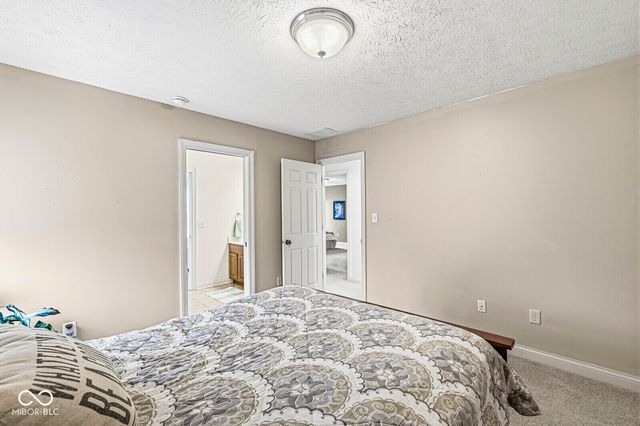 11631 Skyhawk Court, Fishers, IN 46037