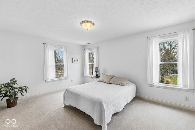 11631 Skyhawk Court, Fishers, IN 46037