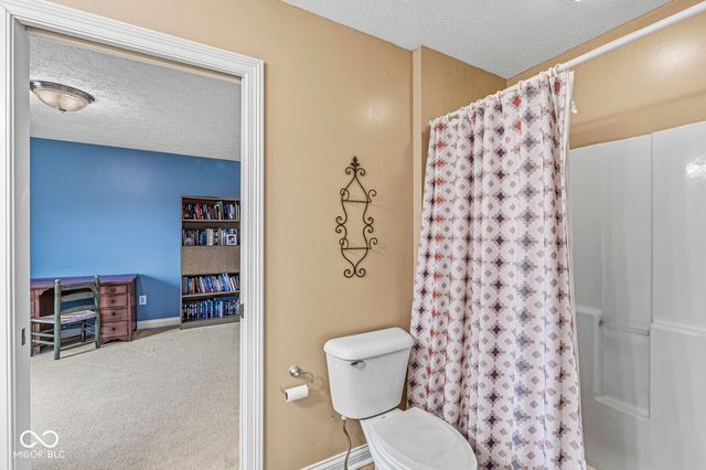 11631 Skyhawk Court, Fishers, IN 46037