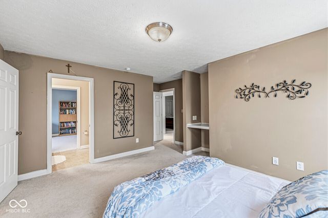 11631 Skyhawk Court, Fishers, IN 46037