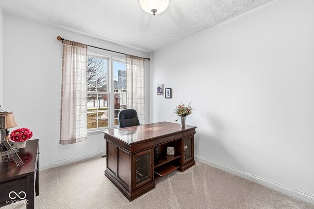 11631 Skyhawk Court, Fishers, IN 46037