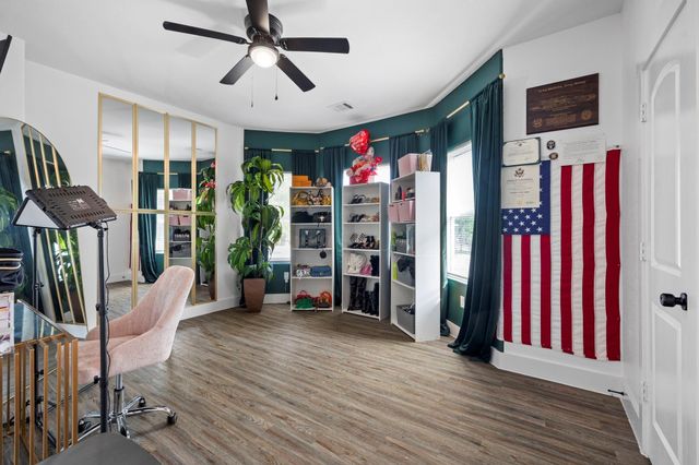 1621 Wellington Street B, Houston, TX 77093