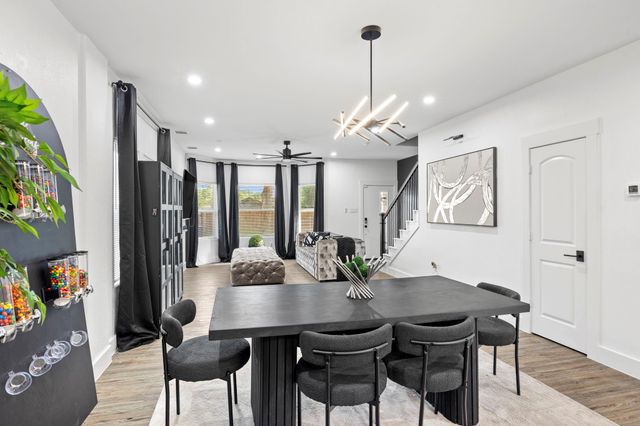 1621 Wellington Street B, Houston, TX 77093