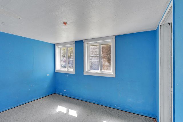 5127 N Lincoln St, Spokane, WA 99205