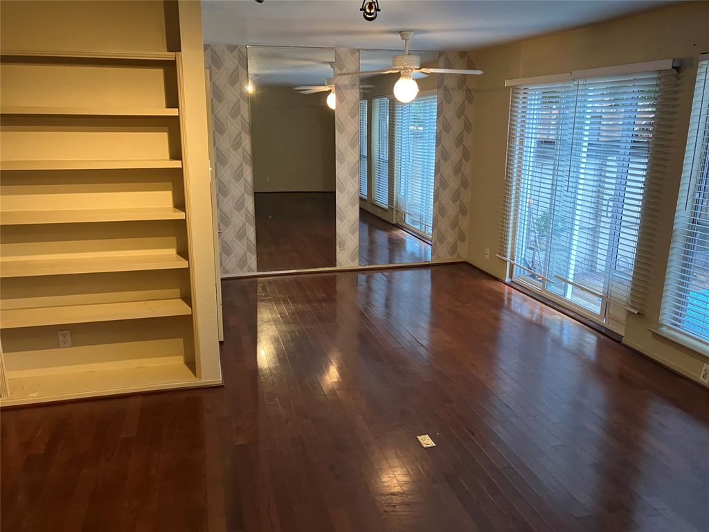 6036 Birchbrook Drive 131, Dallas, TX 75206