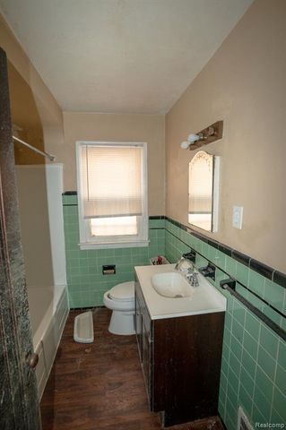 13567 Penrod Street, Detroit, MI 48223