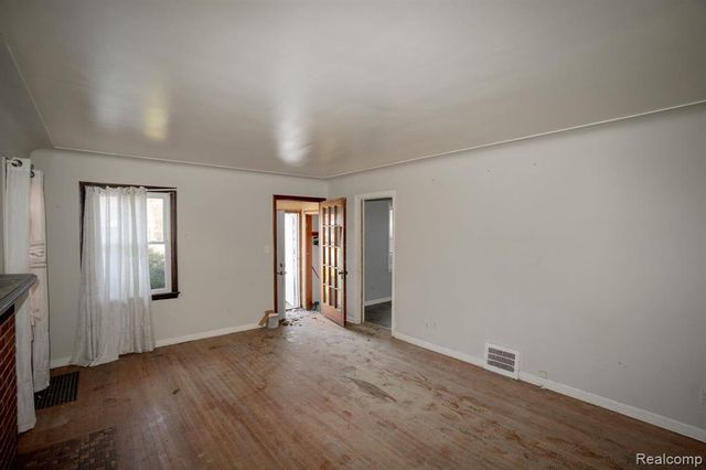 13567 Penrod Street, Detroit, MI 48223