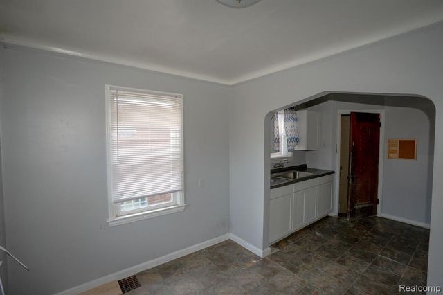 13567 Penrod Street, Detroit, MI 48223