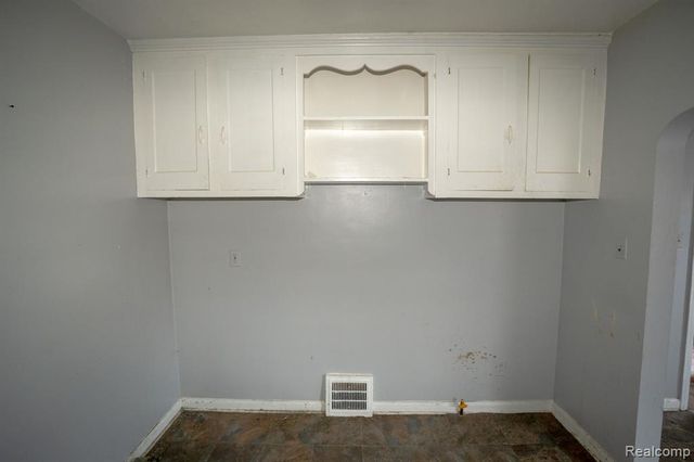 13567 Penrod Street, Detroit, MI 48223