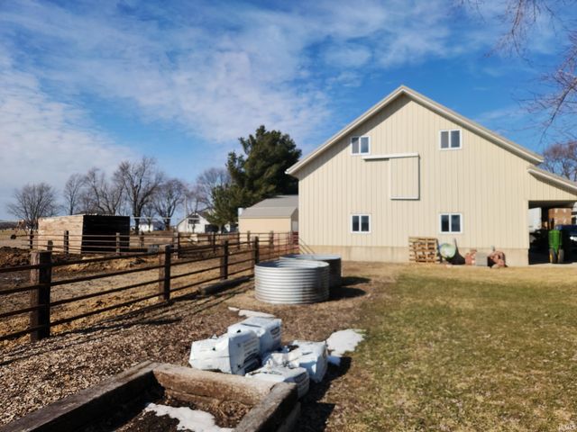 7335 W 850 N, Etna Green, IN 46524