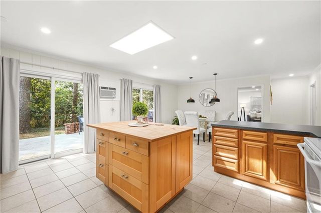 3657 Chavers Place, Stone Mountain, GA 30083