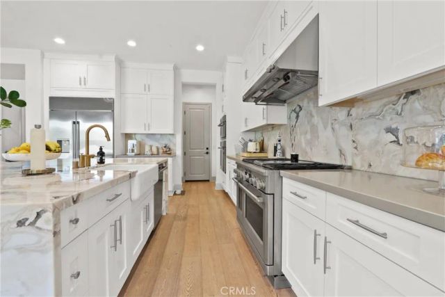 17382 Burrows, Huntington Beach, CA 92649