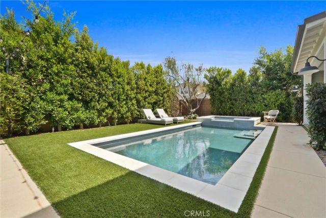 17382 Burrows, Huntington Beach, CA 92649