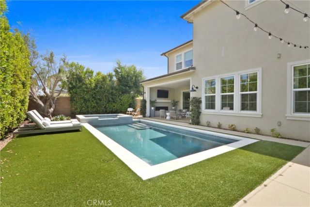 17382 Burrows, Huntington Beach, CA 92649