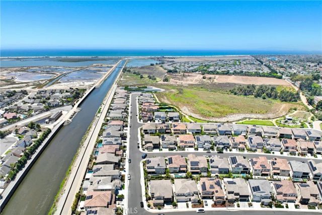 17382 Burrows, Huntington Beach, CA 92649