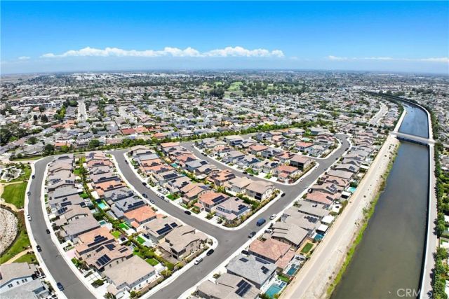 17382 Burrows, Huntington Beach, CA 92649