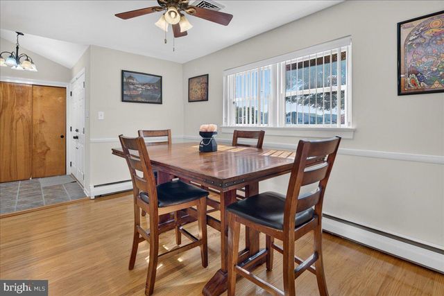 2113 LOTT AVE, Philadelphia, PA 19115
