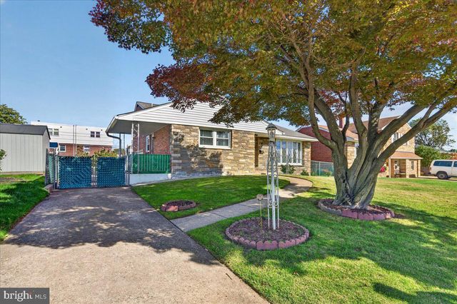 2113 LOTT AVE, Philadelphia, PA 19115