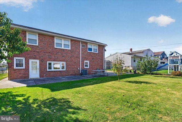 2113 LOTT AVE, Philadelphia, PA 19115