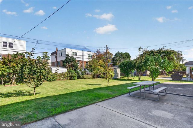 2113 LOTT AVE, Philadelphia, PA 19115