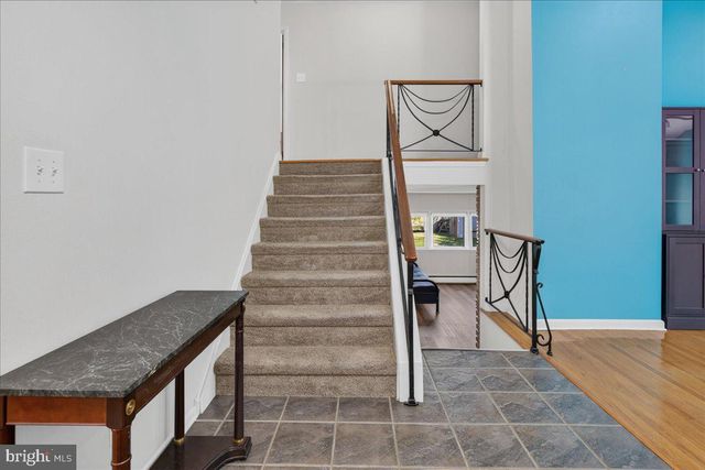 2113 LOTT AVE, Philadelphia, PA 19115