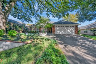 3409 Crescent Court, Bedford, TX 76021