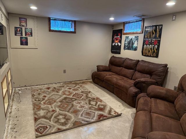 755 Chestnut Street, Dawson, MN 56232