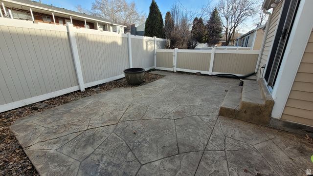 3241 S PLUM TREE LN, Bountiful, UT 84010