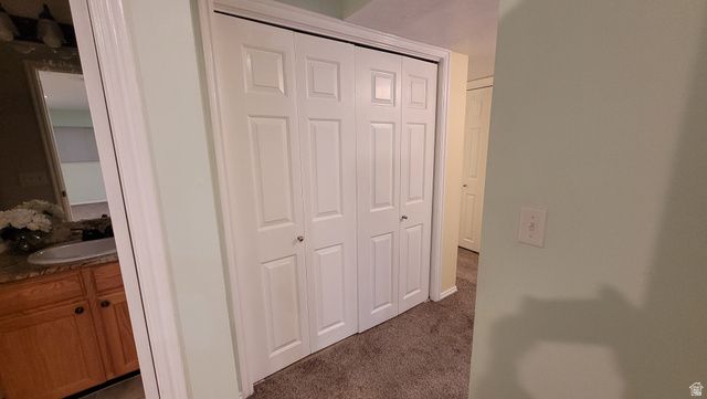 3241 S PLUM TREE LN, Bountiful, UT 84010