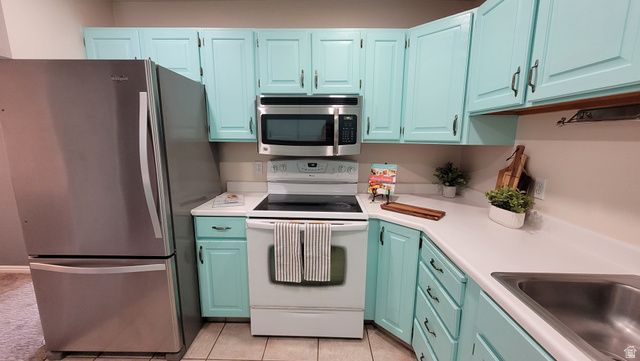 3241 S PLUM TREE LN, Bountiful, UT 84010