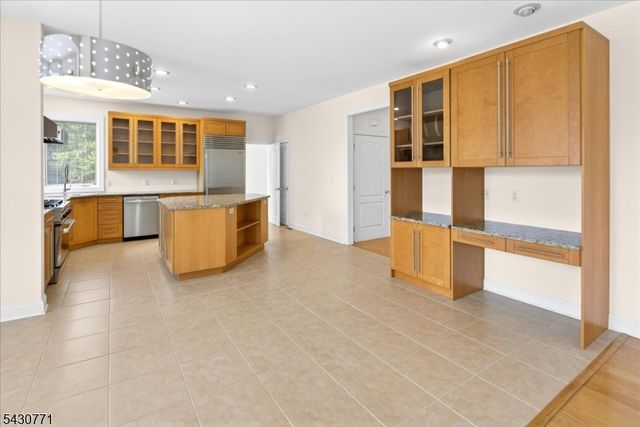 16 Wilson Rd, West Amwell Twp., NJ 08530