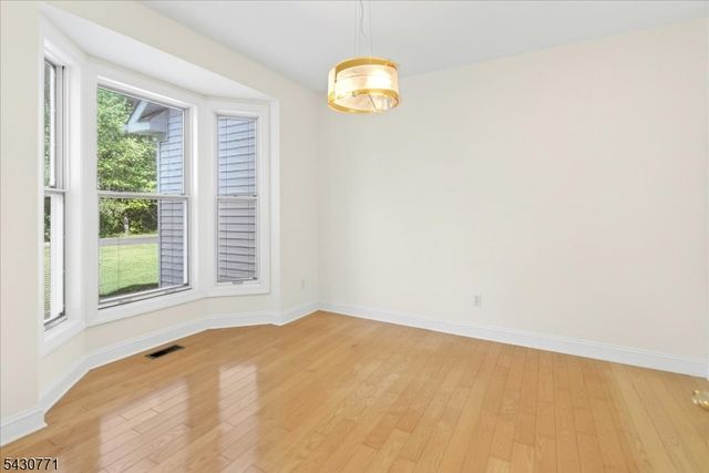 16 Wilson Rd, West Amwell Twp., NJ 08530