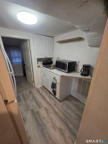 466 Derby Avenue, West Haven, CT 06516