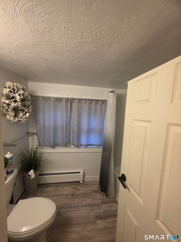 466 Derby Avenue, West Haven, CT 06516