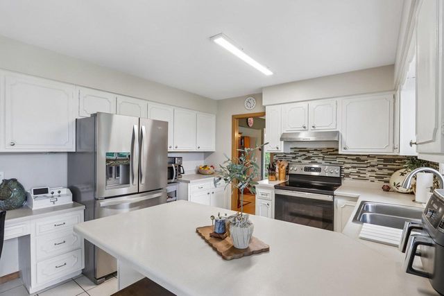 W7255 Weber Road, Lake Mills, WI 53551