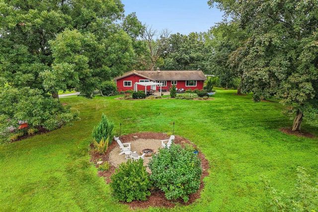 W7255 Weber Road, Lake Mills, WI 53551